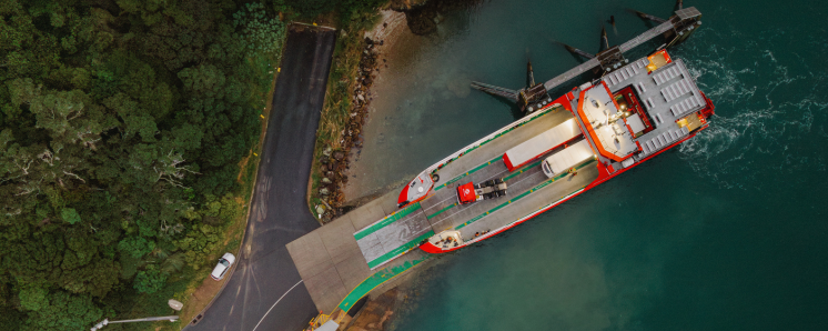 SeaLink ferry Seabridge at Great Mercury Island